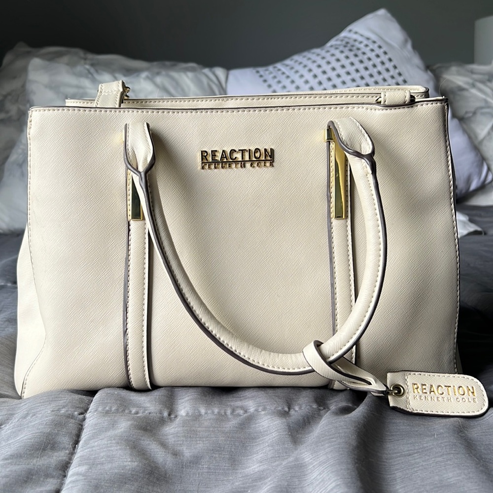 Beige/cream Kenneth Cole reaction bag